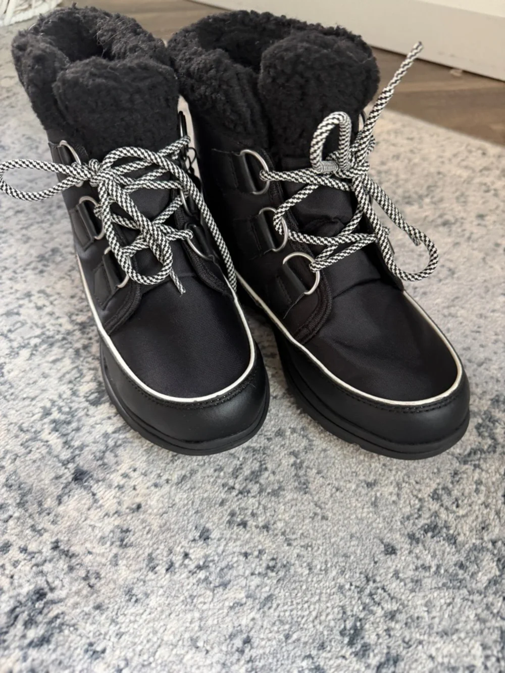 Sorel Black Boots, Size 6
